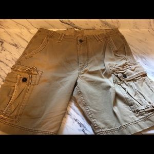 American eagle cargo shorts